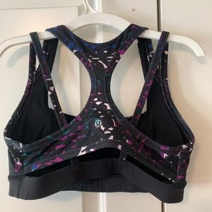 Lululemon size 8 bra